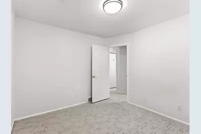 4913 N Navajo Ave, Glendale, WI 53217 - Photo 28
