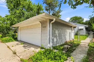 4913 N Navajo Ave, Glendale, WI 53217 - Photo 38