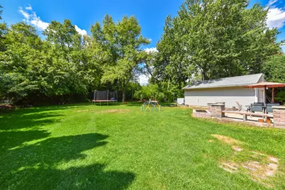4917 S 28th St, Greenfield, WI 53221 - Photo 38