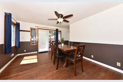 4917 S 28th St, Greenfield, WI 53221 - Photo 14