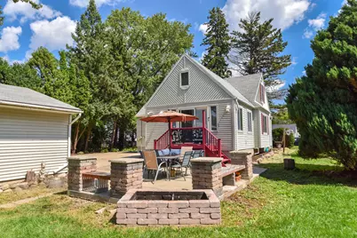 4917 S 28th St, Greenfield, WI 53221 - Photo 36