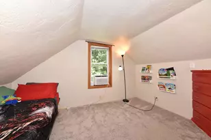 4917 S 28th St, Greenfield, WI 53221 - Photo 24