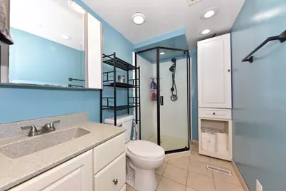 4917 S 28th St, Greenfield, WI 53221 - Photo 16