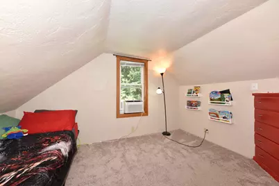 4917 S 28th St, Greenfield, WI 53221 - Photo 26