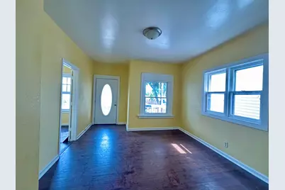 1727 W Arrow St, Milwaukee, WI 53204 - Photo 6