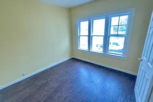 1727 W Arrow St, Milwaukee, WI 53204 - Photo 8