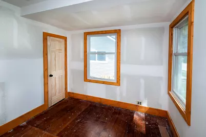 226 W Capitol Dr, Hartland, WI 53029 - Photo 26