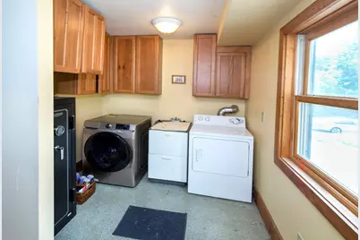 226 W Capitol Dr, Hartland, WI 53029 - Photo 20
