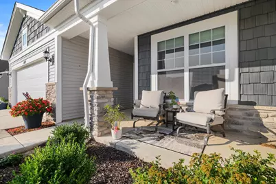 602  Cadence Cir, Lake Geneva, WI 53147 - Photo 2