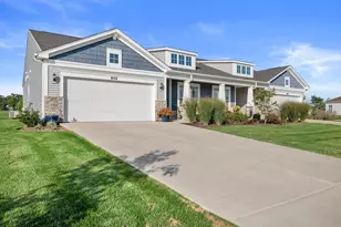 602 Cadence Cir, Lake Geneva, WI 53147 - Photo 4