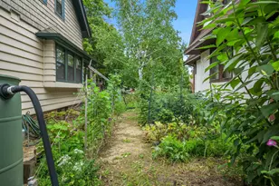 2181 N 53rd St, Milwaukee, WI 53208 - Photo 38