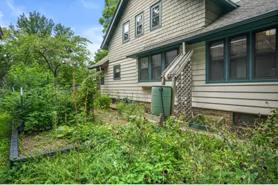 2181 N 53rd St, Milwaukee, WI 53208 - Photo 36