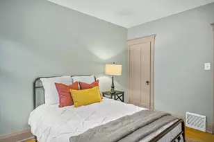 2181 N 53rd St, Milwaukee, WI 53208 - Photo 20