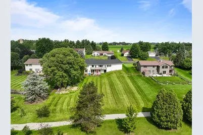 320  Arbor Ridge Dr, Delavan, WI 53115 - Photo 38