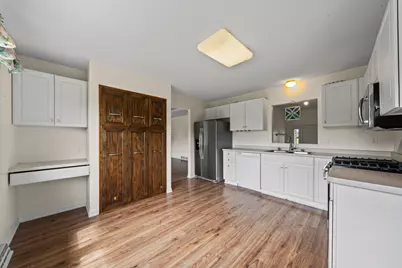 320  Arbor Ridge Dr, Delavan, WI 53115 - Photo 14