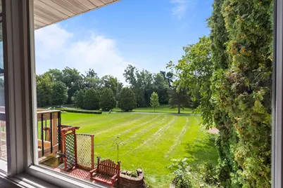 320  Arbor Ridge Dr, Delavan, WI 53115 - Photo 4