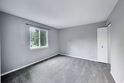 90  Potawatomi Rd #2C, Williams Bay, WI 53191 - Photo 12