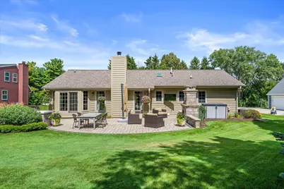 335 W Highland Dr, Grafton, WI 53024 - Photo 34