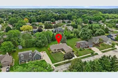335 W Highland Dr, Grafton, WI 53024 - Photo 38