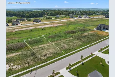 376  Sandstone St #Lt119, Slinger, WI 53086 - Photo 4