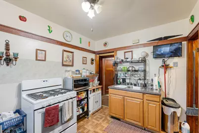 4881 N 27th St, Milwaukee, WI 53209 - Photo 8