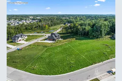 N66W21344  Sweet Clover Dr #Lt48, Menomonee Falls, WI 53051 - Photo 2