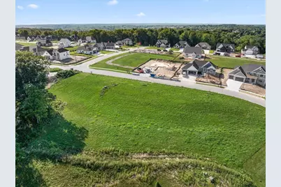 N66W21310  Sweet Clover Dr #Lt49, Menomonee Falls, WI 53051 - Photo 10