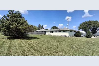 863  West St, Watertown, WI 53094 - Photo 20