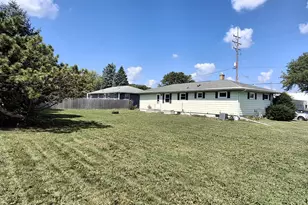 863 West St, Watertown, WI 53094 - Photo 20