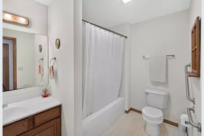 269  Minz Park Cir #1, West Bend, WI 53095 - Photo 12