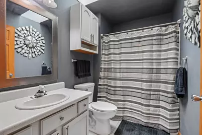 10468 S George Dr, Oak Creek, WI 53154 - Photo 24