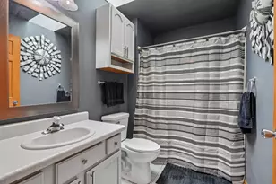 10468 S George Dr, Oak Creek, WI 53154 - Photo 24