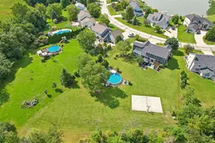 10468 S George Dr, Oak Creek, WI 53154 - Photo 40