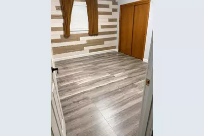 531  Susie St, Delavan, WI 53115 - Photo 8