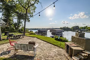 W180S6903 Muskego Dr, Muskego, WI 53150 - Photo 2
