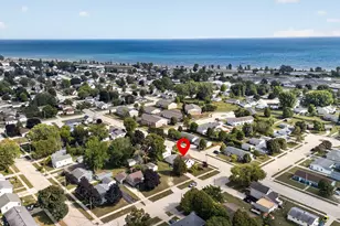 2740 10th St, Two Rivers, WI 54241 - Photo 24