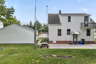 2740 10th St, Two Rivers, WI 54241 - Photo 18