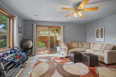 2304  13th St, La Crosse, WI 54601 - Photo 36