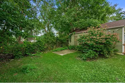 W57N512  Hilbert Ave, Cedarburg, WI 53012 - Photo 6