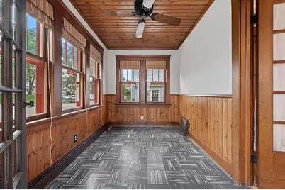 W57N512  Hilbert Ave, Cedarburg, WI 53012 - Photo 10