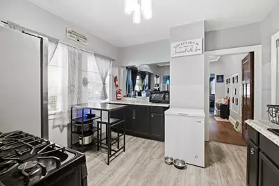 3800 N 24th Pl #3802, Milwaukee, WI 53206 - Photo 8