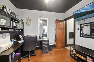 3800 N 24th Pl, Milwaukee, WI 53206 - Photo 24