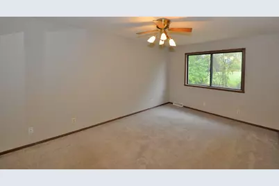 5616  Cambridge Ln #5, Racine, WI 53406 - Photo 12