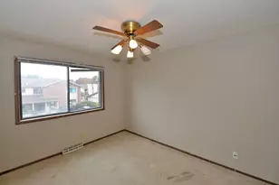 5616 Cambridge Ln, Racine, WI 53406 - Photo 14