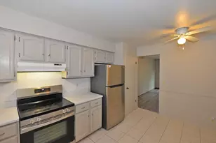 5616 Cambridge Ln, Racine, WI 53406 - Photo 8