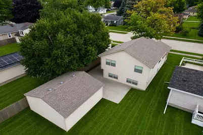 1818  29th St, Kenosha, WI 53140 - Photo 2