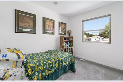 1818  29th St, Kenosha, WI 53140 - Photo 12