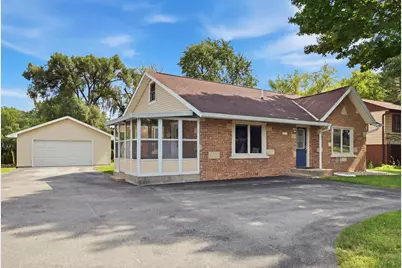 4809 W Loomis Rd, Greenfield, WI 53220 - Photo 2