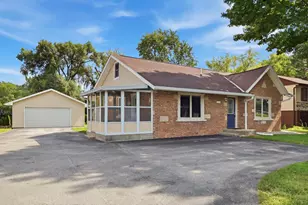 4809 W Loomis Rd, Greenfield, WI 53220 - Photo 2