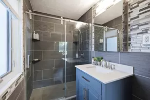 4809 W Loomis Rd, Greenfield, WI 53220 - Photo 12
